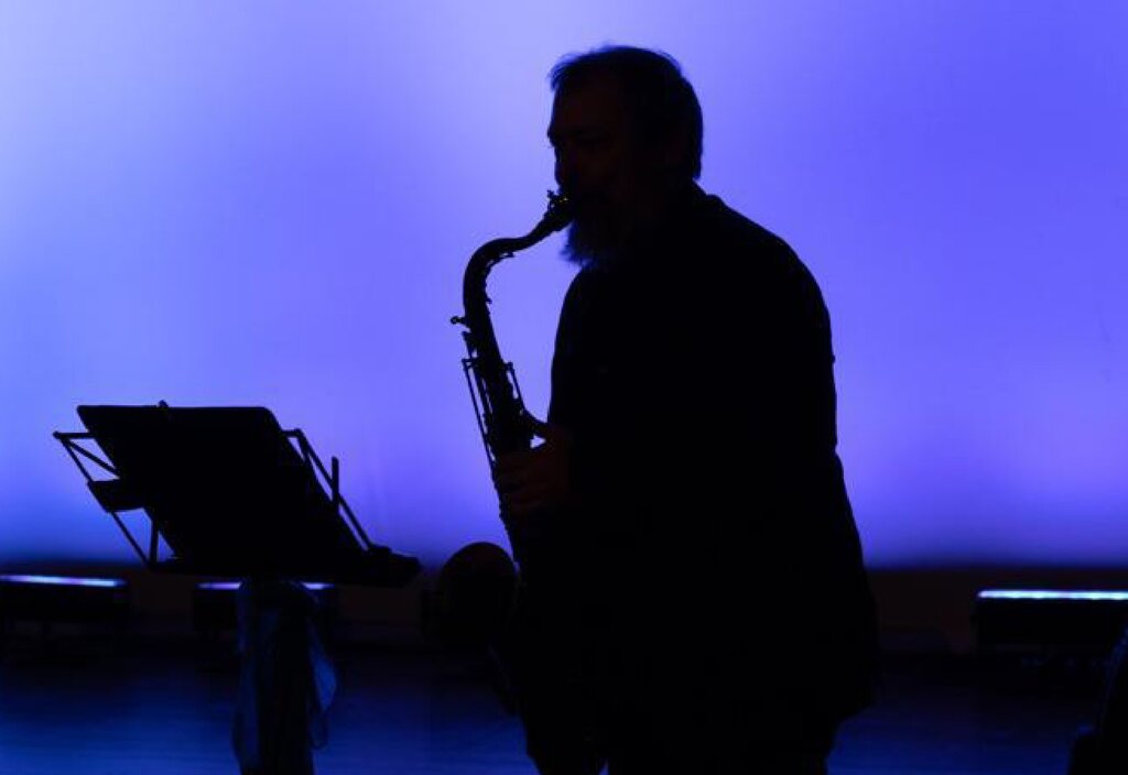 O Saxofone e as Estrelas