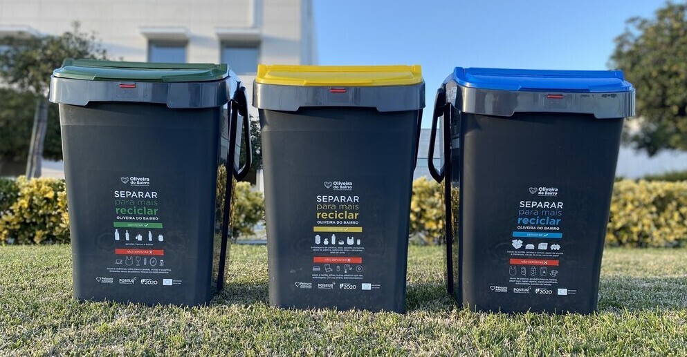 contentores_mini_ecopontos_1_1024_2500s