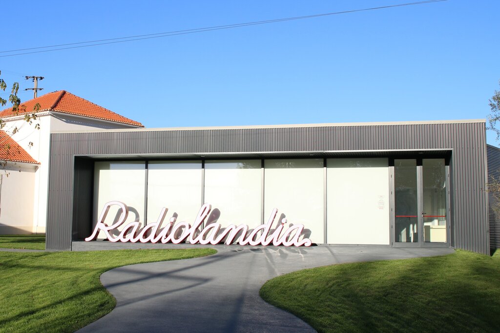 Radiolândia | Exposição “A Voz da Comunidade: História e Legado da Emissora Voz da Bairrada”